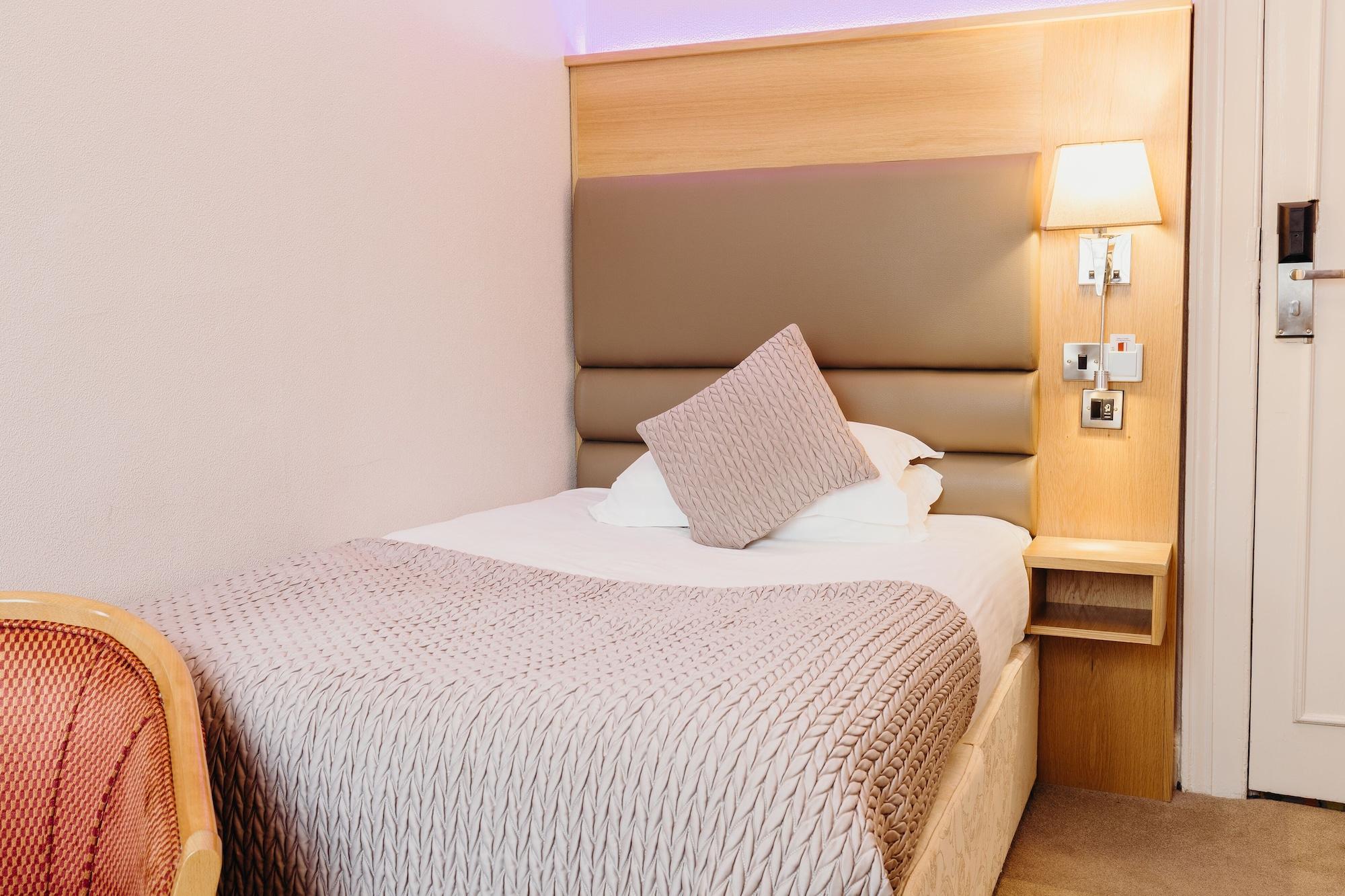 Crown By Compass Hospitality Scarborough