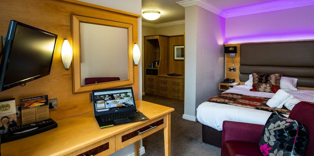 Crown By Compass Hospitality Hotel 4*
